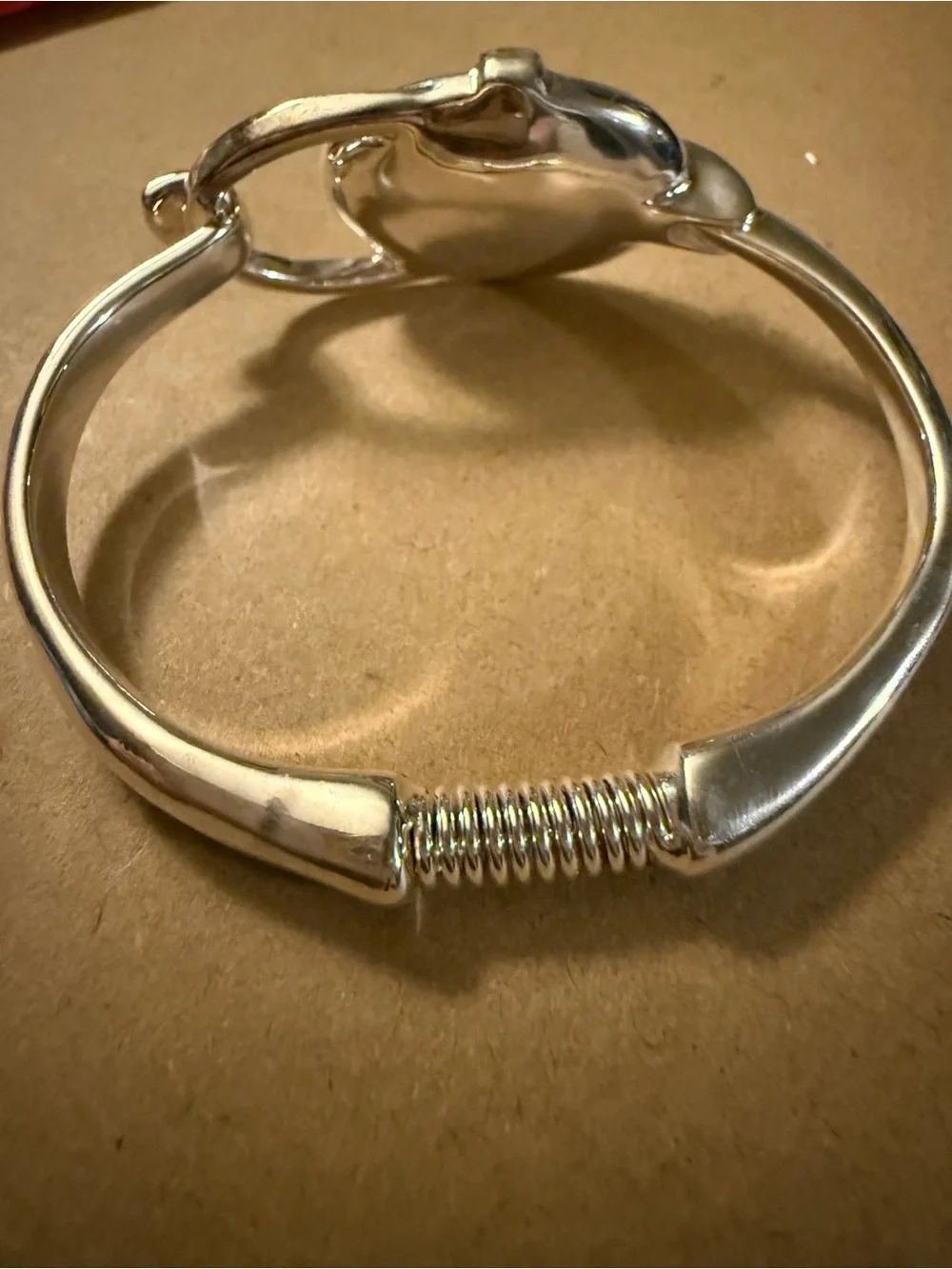 Uno de 50 bangle bracelet with faceted blue crystal